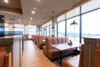 Sandman Signature Dartmouth Hotel & Suites - breakfast