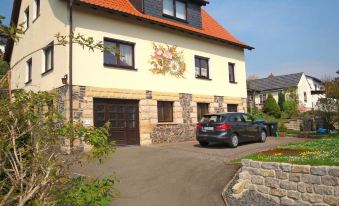 Lovely Holiday Home in the Thuringian Forest with Roof Terrace and Great View