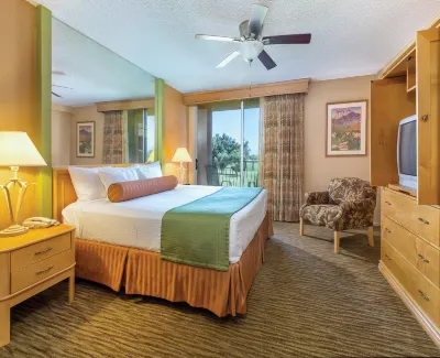 WorldMark Palm Springs - Plaza Resort and Spa