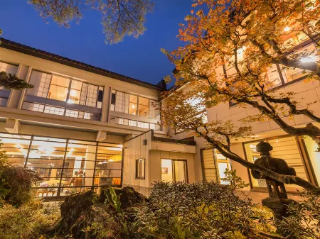 Bandai Nishimuraya Отели в г. Инавасиро