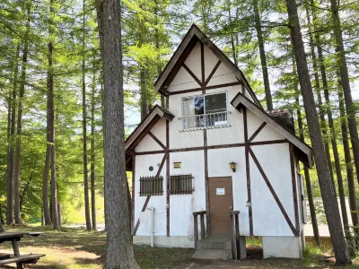 Iizuna Higashi Kogen Car Campsite Hotel in zona 飯綱東高原家族旅行村