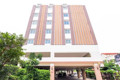 Capital O 411 Grandview Condo 15
