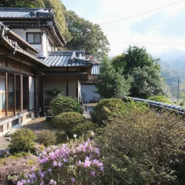 Shimanto Riverside Hideaway