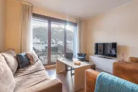 Pierre & Vacances Andorra Bordes D’Envalira Các khách sạn gần Sport Wellness Mountain Spa