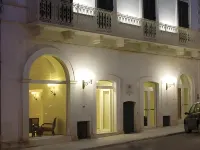 أوتل لانزيلوتا