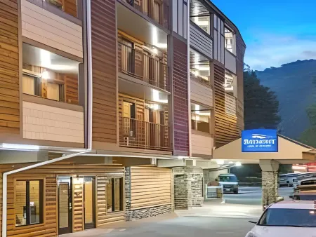 Baymont by Wyndham Gatlinburg on the River