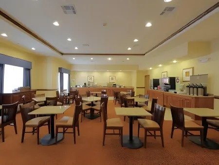 Country Inn & Suites by Radisson, Columbia at Harbison, SC