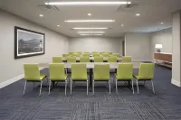 홀리데이 인 익스프레스 & 스위트 멤피스 에어포트 엘비스 프레슬리 블러바드