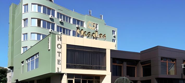 Hotel Megalos โรงแรมในคอนสตันตา