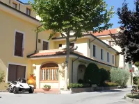 Hotel Girasole
