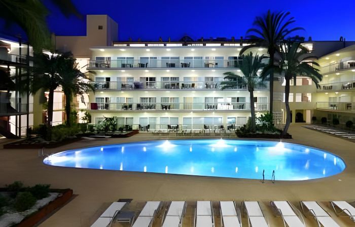 Las Gaviotas Suites Hotel & Spa