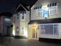 Warwick Lodge Hotels in Surbiton