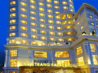 냐짱 팰리스 호텔 빅 C 주변 호텔