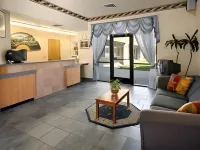 크릭사이드 인 & 스위트