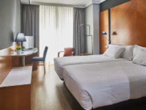 Dorma Juan de Austria Hotels near National Museum of Sculpture