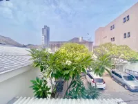 Griya Amanah Jajar Hotels in Laweyan