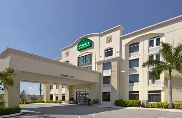 米拉瑪-勞德代爾堡希爾頓惠庭酒店