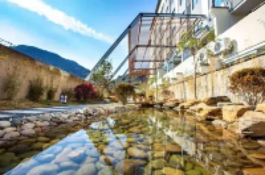 Yunju Hotel (Chizhou Shitai Branch)