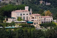 塞姆柏郎別墅飯店 Convento Frati Minori Conventuali S.Francesco附近的飯店