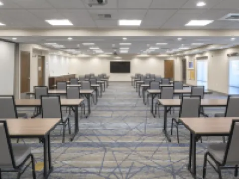 Holiday Inn Express & Suites BELGRADE by IHG Hotels in Belgrade