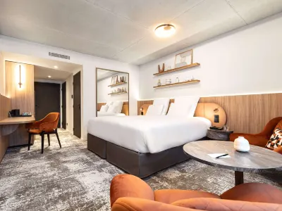 Pullman Lyon Hotels near Le Lutin Park