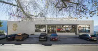 V Hotel Delphi - parking