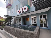 OYO 1097 Appartel Cempaka Hotels in Raya River