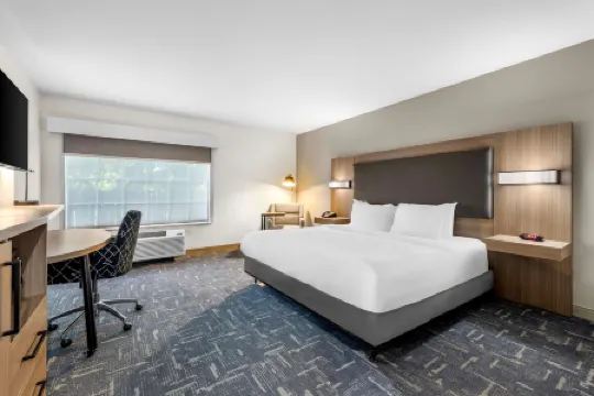 Best Western Acadia Hotel