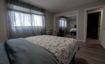 Guest Suite Close To Whtye Ave