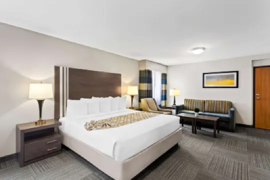 內珀維爾貝斯特韋斯特酒店