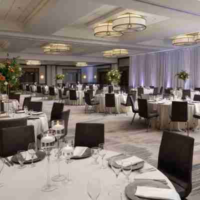 Minneapolis Marriott Southwest Dining/Meeting Rooms