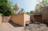 Ubu Villa Donolayan Hotell i Donoharjo