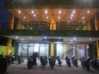 Glenys Inn Ketapang Hôtels à : Payah Kumang
