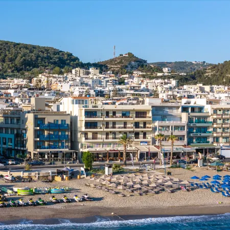 Steris Elegant Beach Hotel & Apartments