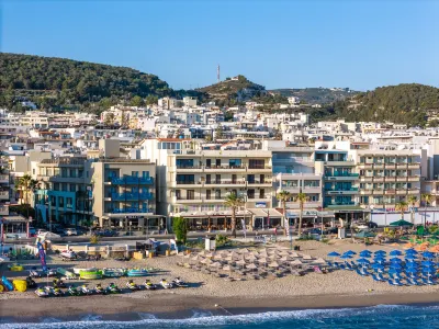 Steris Elegant Beach Hotel & Apartments Hotel di 