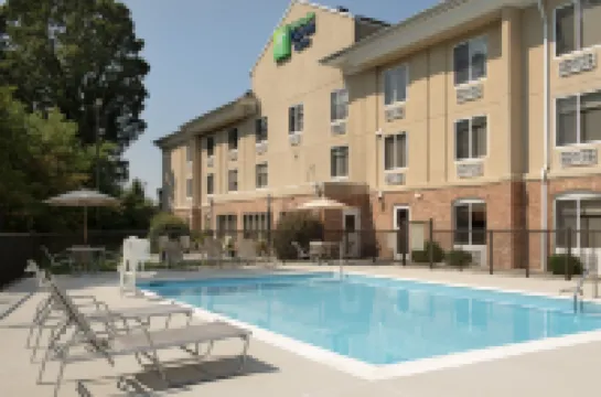 Holiday Inn Express & Suites HIGH POINT SOUTH by IHG Hotels in Archdale