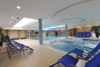 Garden Hotel Wellness és Konferencia - Pools