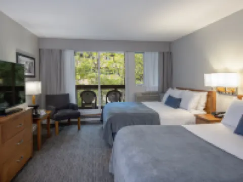 Whistler Village Inn & Suites Hotels in Whistler