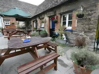 The Old Bear Inn Hotels in Fairford
