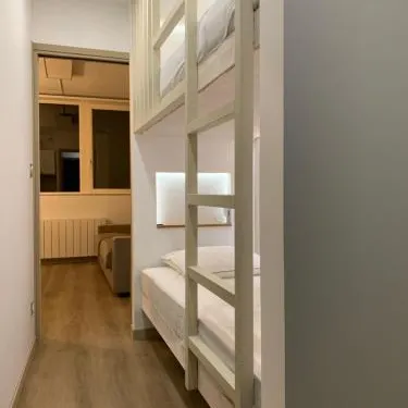 白絲帶開放式公寓酒店