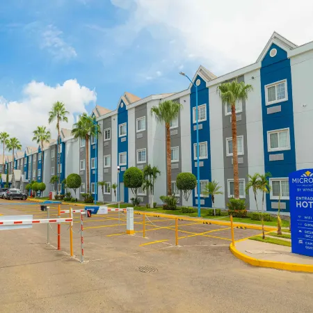 Microtel Inn & Suites by Wyndham Culiacan