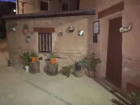 Rural House Mirador del Castillo Hotels near Hoyo