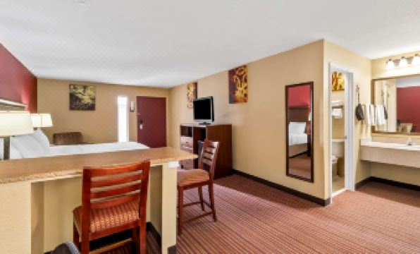 Best Western Plus Fiesta Inn