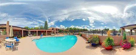 El Sendero Inn, Ascend Hotel Collection Отели рядом с достопримечательностью «Публичная библиотека Санта-Фе»