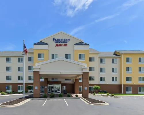 Fairfield Inn & Suites Cedar Rapids Hotels in Cedar Rapids