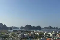 Apartment in Cam Pha city with amazing ocean view Hotel di Cam Pha