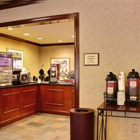 Days Inn by Wyndham Austintown