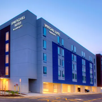 SpringHill Suites Newark Downtown