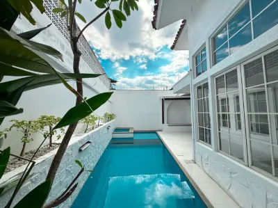 Villa Sakala Home Sentul by Sakalavasa Hotels in Cijayanti