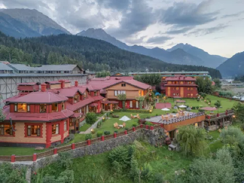 Pahalgam Hotel Riverside Luxury Hotel di 